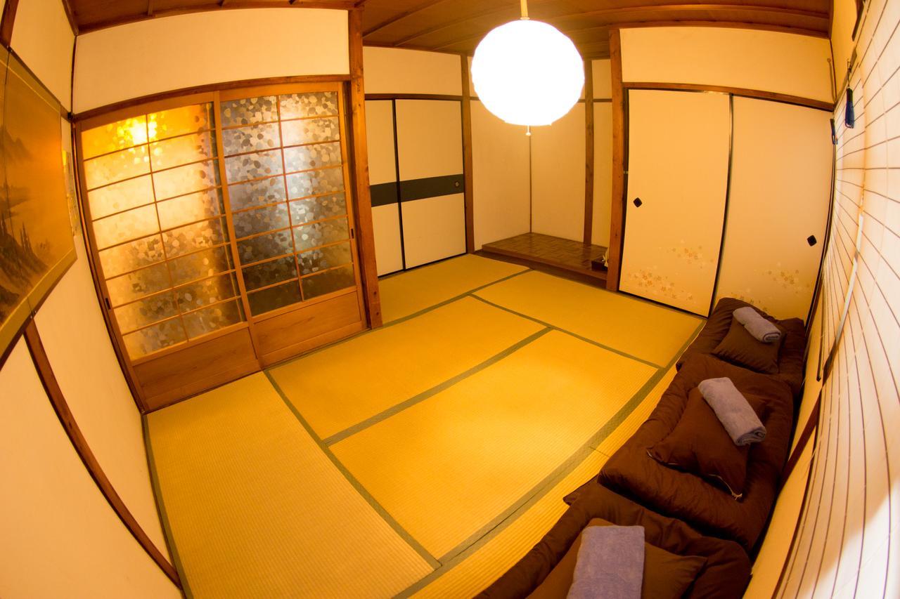 Moco Hostel Kyoto Bagian luar foto